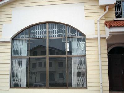 生產(chǎn)廠家_生產(chǎn)廠家供貨商_供應(yīng)專業(yè)防護網(wǎng)生產(chǎn)廠家_生產(chǎn)廠家價格_西安伊諾窗飾工程